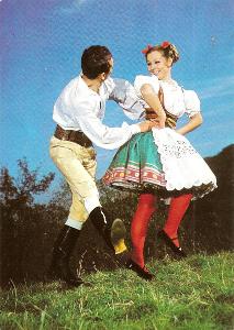 Lid. kroje - Státní soubor písní a tanců - chlapec a dívka - VF - 1976
