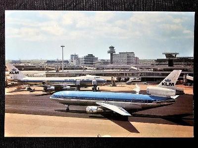 International Airport Schiphol, Boeing 747