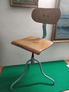 Stará dílenská židle 