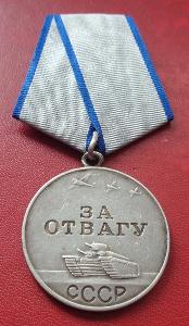SSSR, vojenská medaile za statečnost nízké číslo: 600186 řád