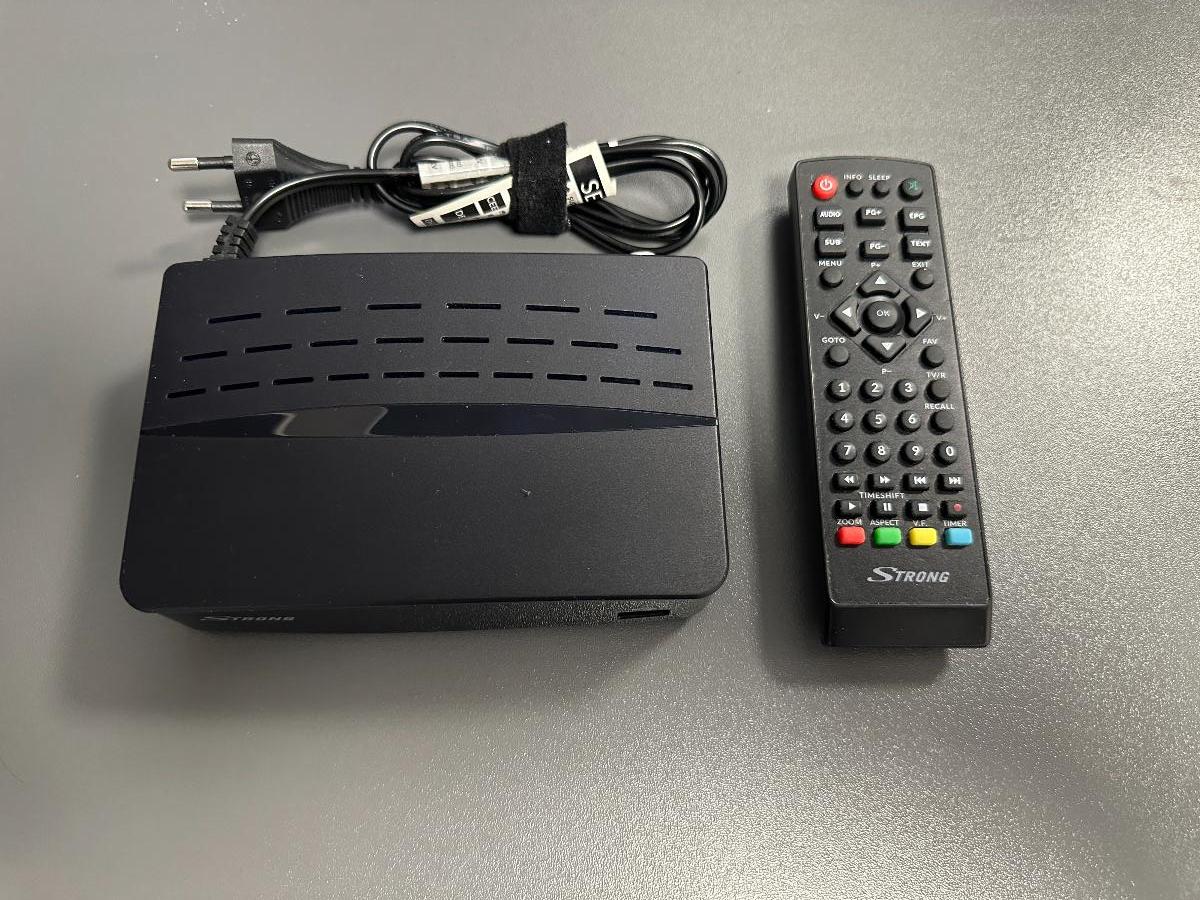Strong SRT 8209 / Prijímač pre príjem DVB-T2 a DVB-T programov - TV, audio, video