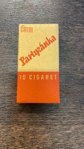 Staré cigarety Partyzánka
