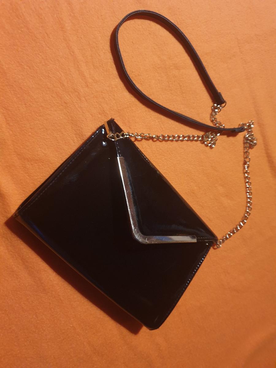 Zánovná dámska čierna listová kabelka + Darček - Dámske kabelky
