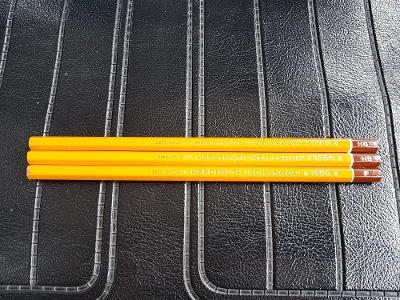 Tři tužky Hardtmuth "Koh-I-Noor" 1500 HB (2ks) a 1500 F (1ks)