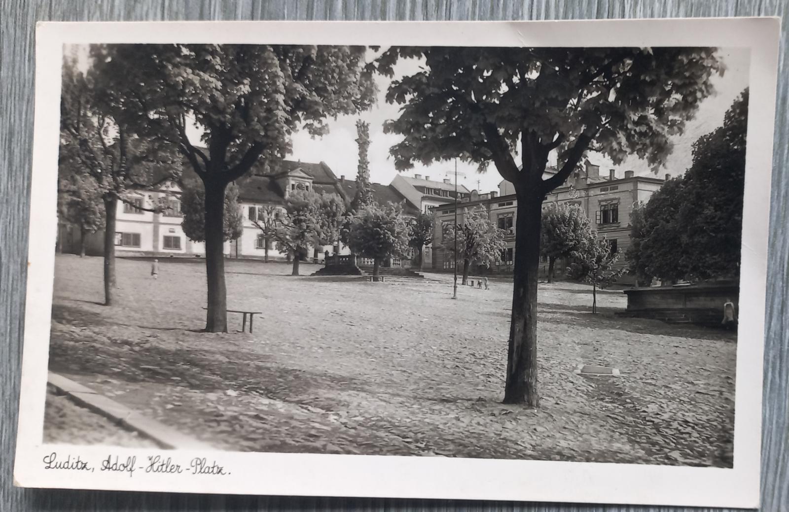 Žltica - Luditz - okr. Karlovy Vary - Adolf Hitler platz - real photo - Pohľadnice miestopis