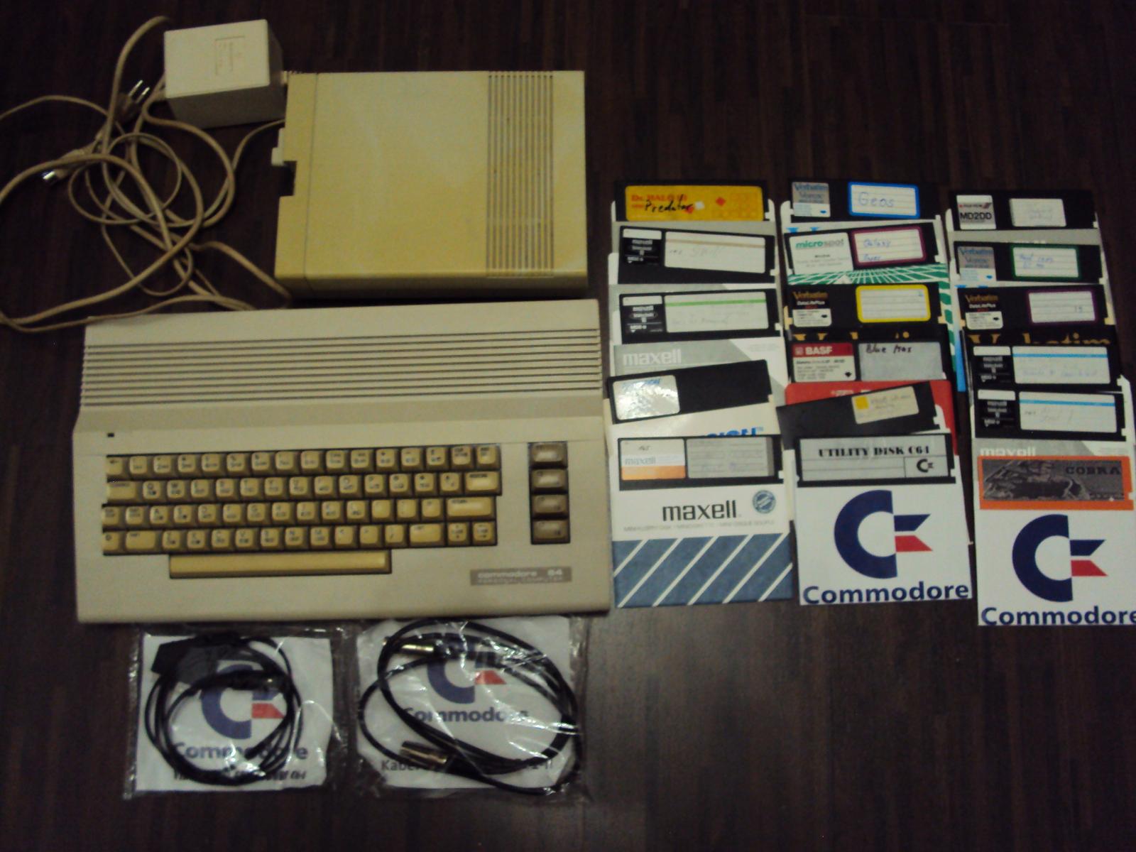 SET C64 C, disketovka, diskety - Počítače a hry