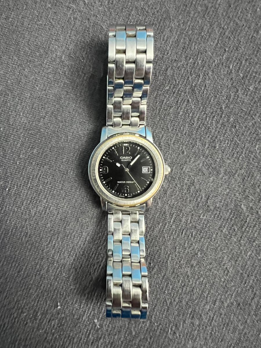 Dámske hodinky Casio Quartz - Šperky a hodinky