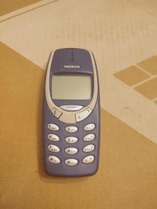 Nokia 3310 v heskim stavů