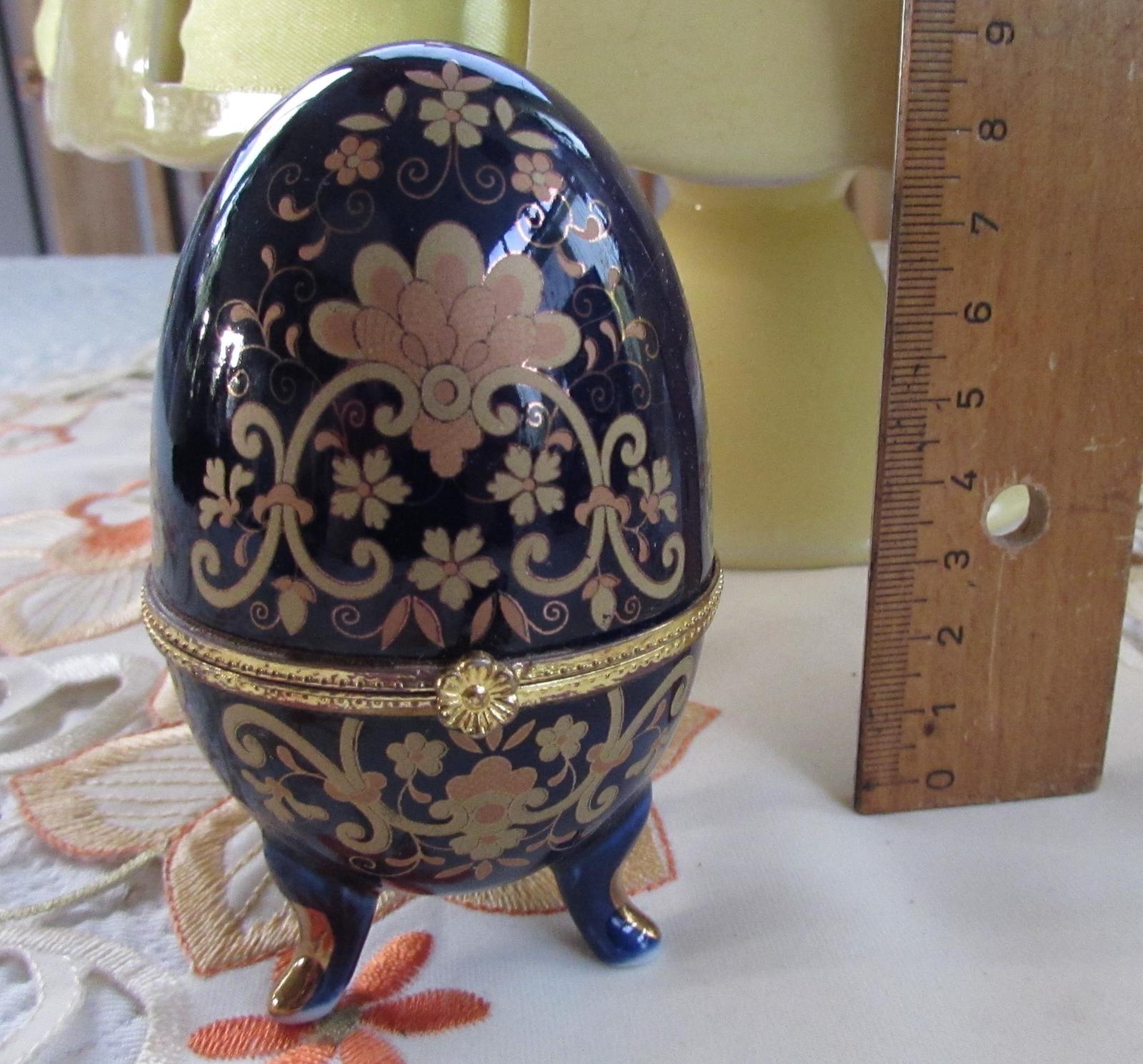 Porcelánové vajíčko šperkovnice úžasný darček v tradícii šperkov Fabergé - Starožitnosti a umenie
