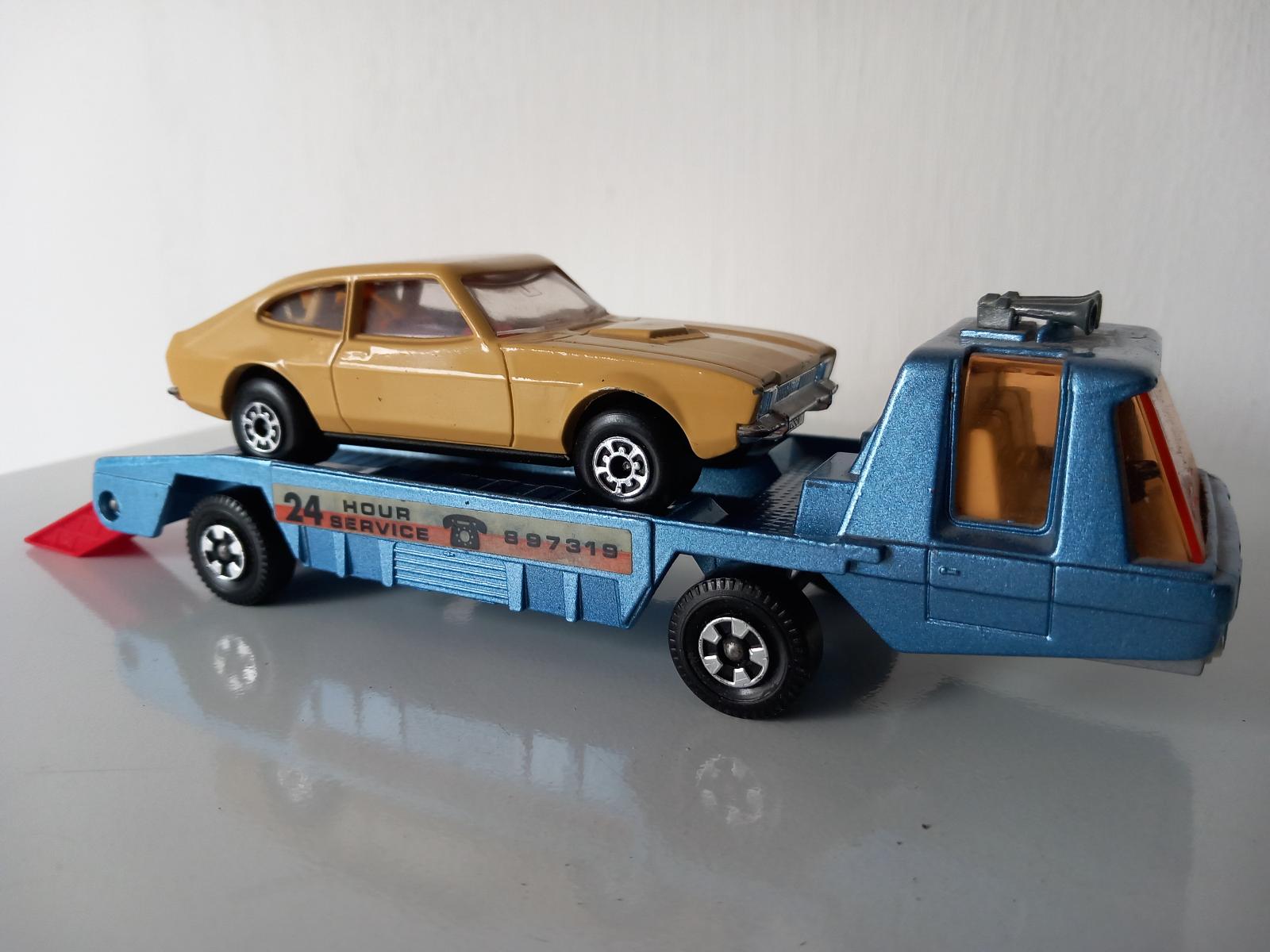 Ford Capri + Transporter - Angličáky (1:64 a menšie)