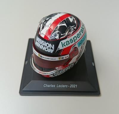 F1-přilba/helma 1:5 Ferrari-2021-Charles Leclerc+dekály Mission Winnow