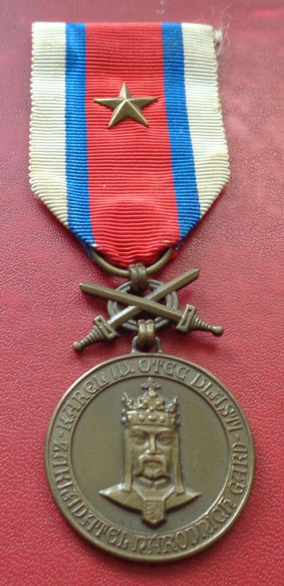 Československo. Bronzová Pamätná Medaila DOK Za Verné Služby poriadok - Zberateľstvo
