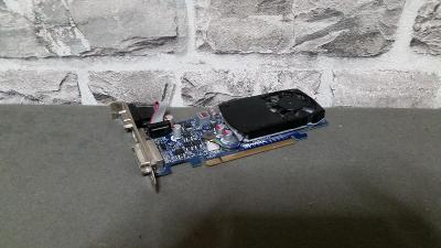 nVudia GeForce GT 220 1GB