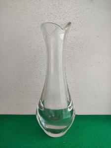 Hutní sklo - Váza 