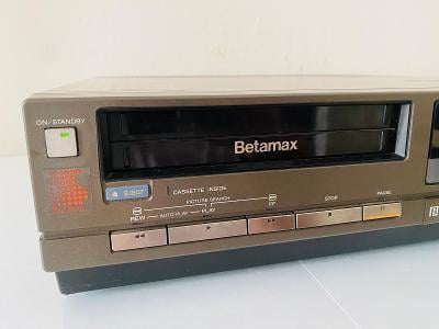 Raritní vintage videorekordér Sony Betamax SL-C30PS, rok 1983