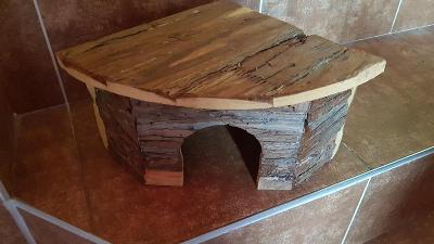 dřevěný domek pro morče či křečka