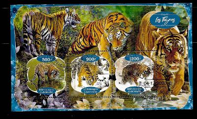 Gabon 2020 - kočkovité šelmy - tygr javánský, indický, ussurijský