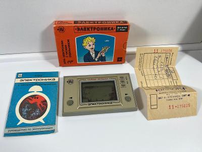 Stará FUNKČNÍ digi hra CHOBOTNICE - Elektronika, hračka + krabička TOP