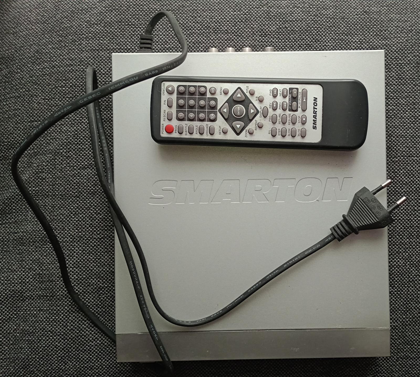 Úplne funkčný DVD prehrávač Smarton SM DV11 - TV, audio, video
