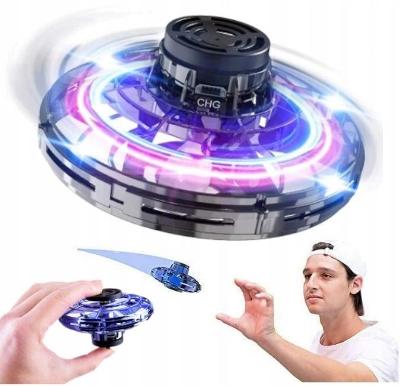 Létající disk UFO levitující drone s LED světlem Flying spinner 0180