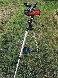 hvězdářský a pozorovací dalekohled Tasco 76/600 s montáží a kamerou