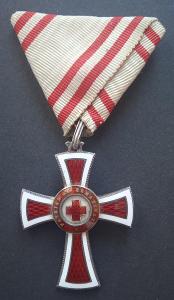 Vyznamenání Za zásluhy o červený kříž