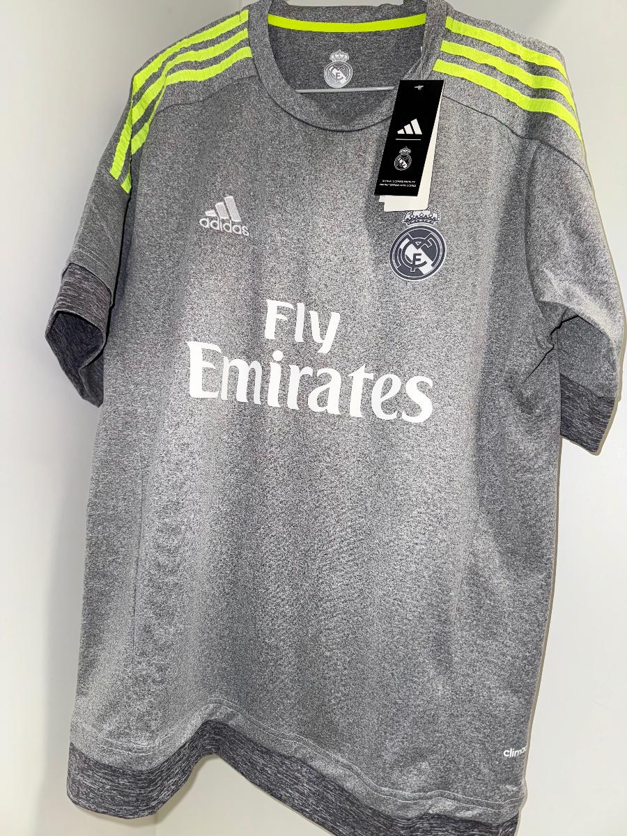 Futbalový dres Real Madrid veľ. L - Vybavenie pre kolektívne športy