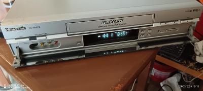 Videorekordér S-VHS Panasonic NV-HS 830 - 6 hlavé