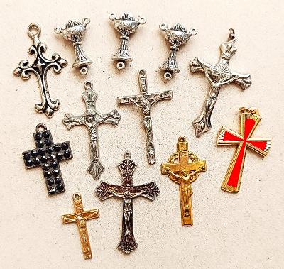 Bižuterie - Sada Křížků Přívěsky  Náboženské předměty 