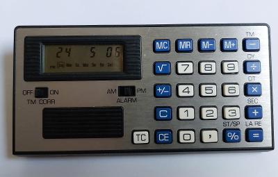 Kalkulátor TESLA MR 4110  komplet a perfektní stav