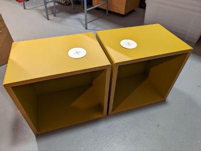 Dvakrát IKEA EKET 35x25x35 zlatá a bezdrátových nabíječek NORDMÄRKE