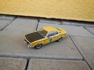 Opel Manta - 1:43 Schuco (HVD530) - OD KORUNY -