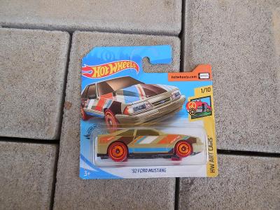 ´92 Ford Mustang - Hot Wheels