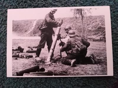 FOTO-POHLEDNIICE "Vojáci Wehrmacht".