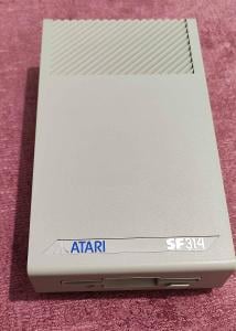 Disketová mechanika Atari SF314 - plne funkční