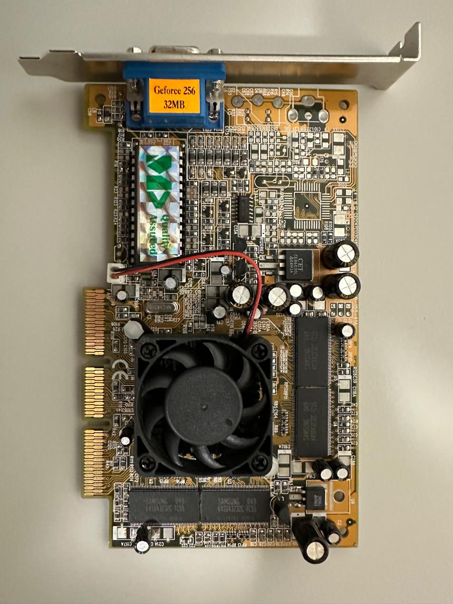 AGP grafická karta GeForce 256, 32MB - Počítače a hry