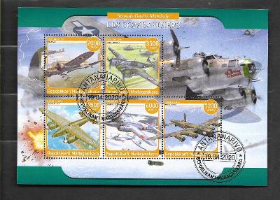 Madagaskar-II.světová válka -bombardéry PZL,Br.69,Breda,Nakajima,Avron