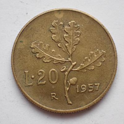 Itálie 20 Lir 1957 (375C2)