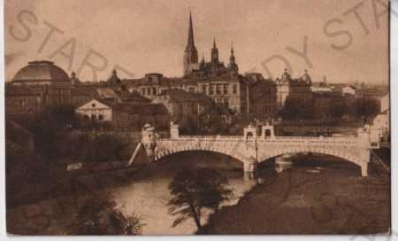 Plzeň - Pilsen, řeka, most, kostel, panorama