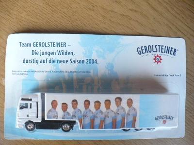 Kamion MAN-reklama na minerální vodu "GEROLSTEINER", fotbalisté