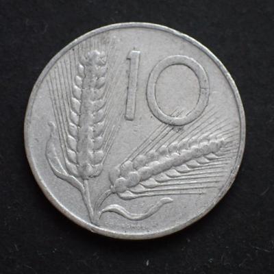 Itálie 10 Lir 1953 (375D3)