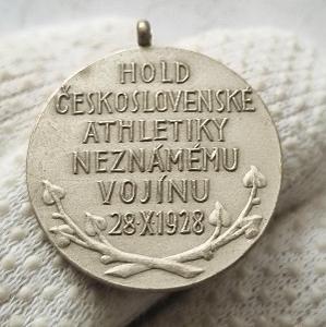 Stříbrná medaile 1928 , Bruha , hold neznámému vojínovy .( vzácná).