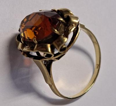 Zlatý prsteň s očkom Au 585/1000 ; 6,25 g, veľkosť 62