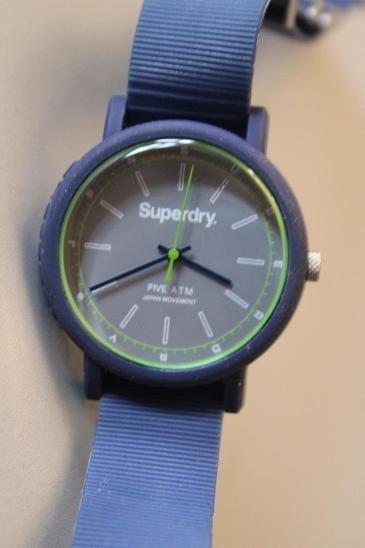 L04. pánské hodinky Superdry. FIVE ATM Japan voděodolné barva modrá
