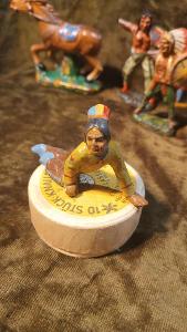 Figurka Indian stará hračka asi Německo