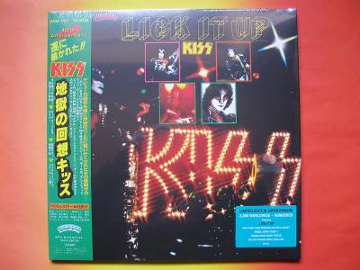 LP vinyl = KISS - Lick It Up (Japan Reissue). NOVÉ.