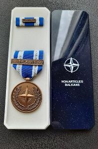 Medaile za operace na Balkáně BALKÁN NEČLÁNEK 5