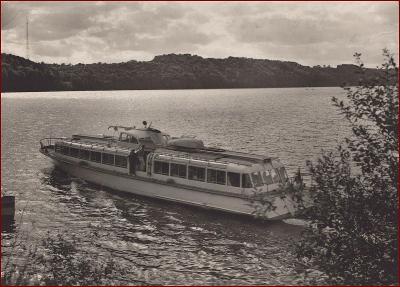 Vranovská přehrada * Dunaj - motorová loď, jezero * Znojmo * V1725