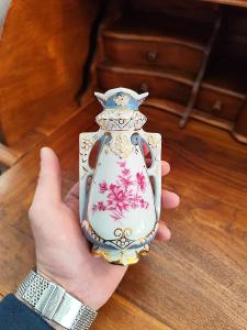 Krásná porcelánová Amfóra - Royal Dux - Motiv Květy - 14cm