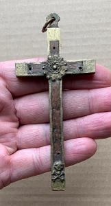 Starý kříž R-U křížek 19 stol. svátostka církevní náboženský přívěšek 